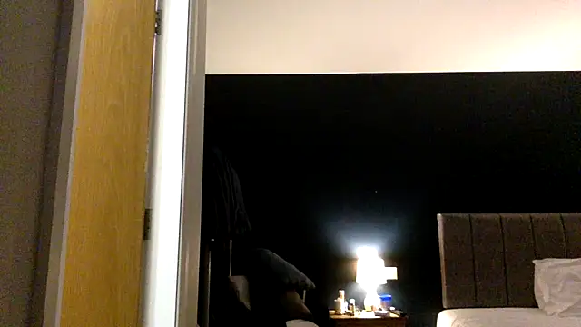 TowaFreespirit online show from February 2025 11:13:02 PM