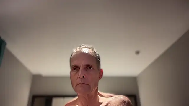 TowaFreespirit online show from January 2025 10:29:02 PM