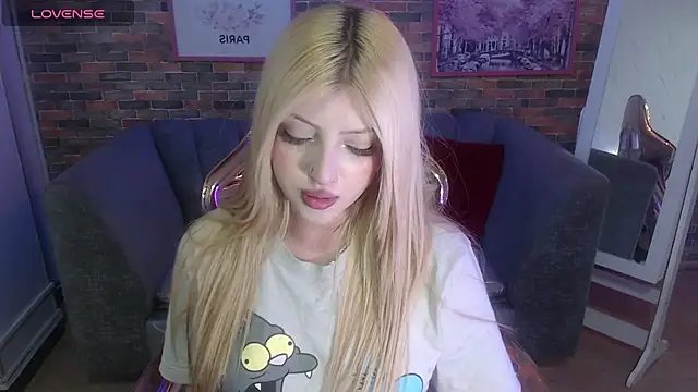 Kitty fox b online show from February 2025 07:52:01 PM