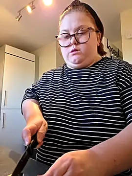 Tallulah-mae-xoxox online show from November 2025 03:26:01 PM