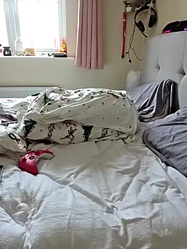 Tallulah-mae-xoxox online show from November 2025 11:20:01 AM