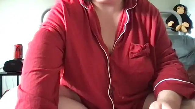 Snapshot of Tallulah-mae-xoxox chatting on April 2026 10:45:02 AM Tallulah-mae-xoxox online show from April 2026 10:45:02 AM