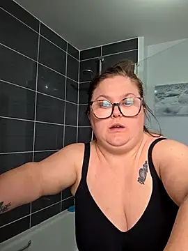 Snapshot of Tallulah-mae-xoxox chatting on April 2026 02:09:01 PM Tallulah-mae-xoxox online show from April 2026 02:09:01 PM
