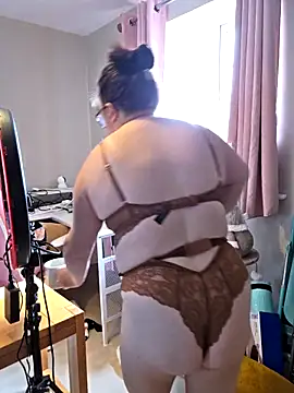 Snapshot of Tallulah-mae-xoxox chatting on March 2026 10:37:01 AM Tallulah-mae-xoxox online show from March 2026 10:37:01 AM