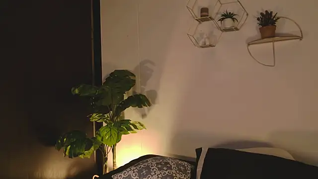 Scarlett grand online show from January 2026 08:57:02 PM