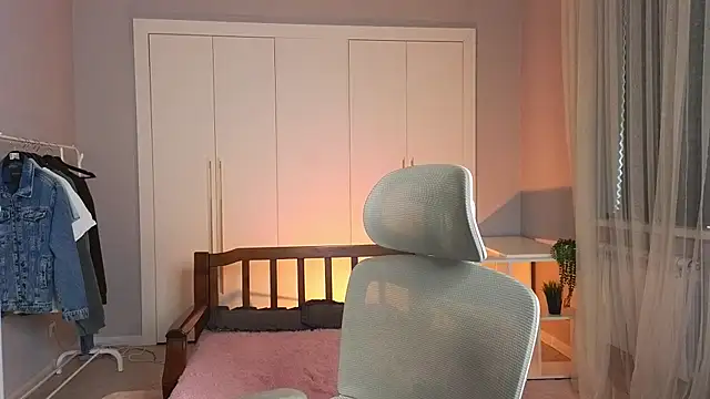 Snapshot of nikompell chatting on March 2025 07:09:02 AM nikompell online show from March 2025 07:09:02 AM