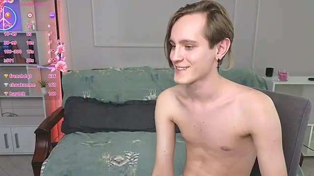 Snapshot of nikompell chatting on January 2025 03:17:02 AM nikompell online show from January 2025 03:17:02 AM