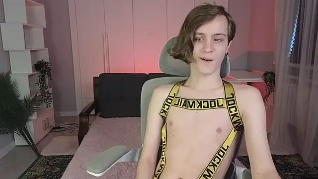 Snapshot of nikompell chatting on February 2025 03:01:01 AM nikompell online show from February 2025 03:01:01 AM