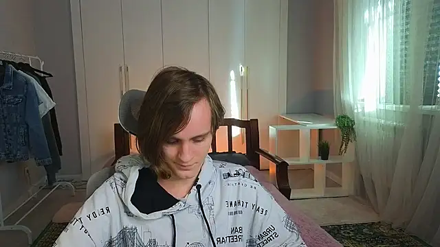 Snapshot of nikompell chatting on March 2025 02:30:01 AM nikompell online show from March 2025 02:30:01 AM