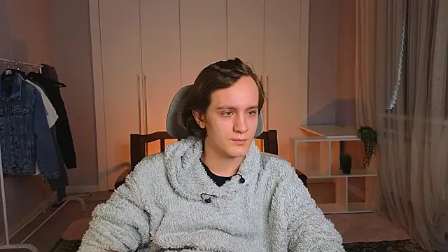 Snapshot of nikompell chatting on March 2025 05:00:02 AM nikompell online show from March 2025 05:00:02 AM