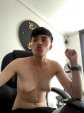 nico 18x online show from November 2025 07:03:01 PM