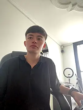 nico 18x online show from December 2025 07:51:02 PM