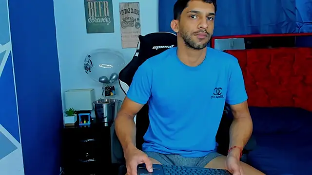 Snapshot of mike_shelby21 chatting on September 2025 01:11:02 AM mike shelby21 online show from September 2025 01:11:02 AM