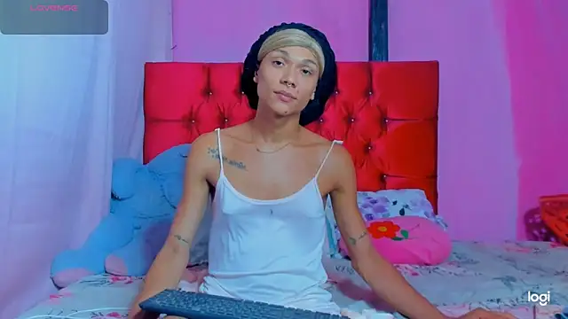 StassieBell online show from March 2026 12:32:01 AM