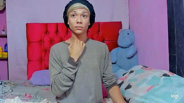 StassieBell online show from March 2026 06:44:01 AM