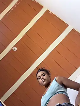 Romiinajackson online show from April 2026 07:43:01 PM