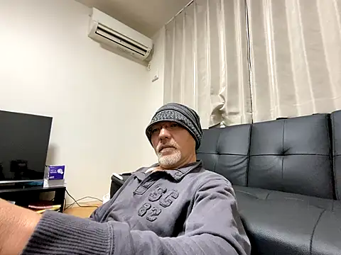 Grandpa29hijii online show from November 2025 01:33:02 PM