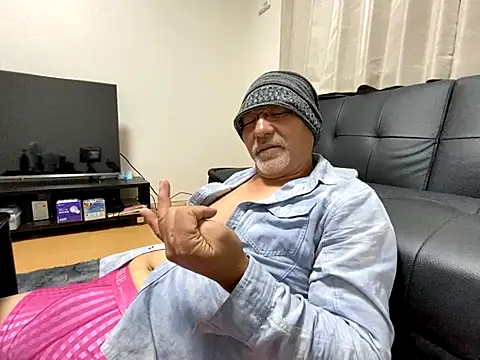 Grandpa29hijii online show from October 2025 01:43:01 PM