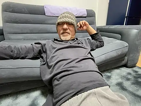 Grandpa29hijii online show from March 2025 01:41:01 PM