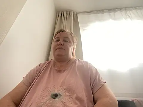 Limonka-Fire online show from February 2025 12:28:01 PM