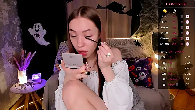 MilliBrown  online show from November 2025 08:18:02 AM