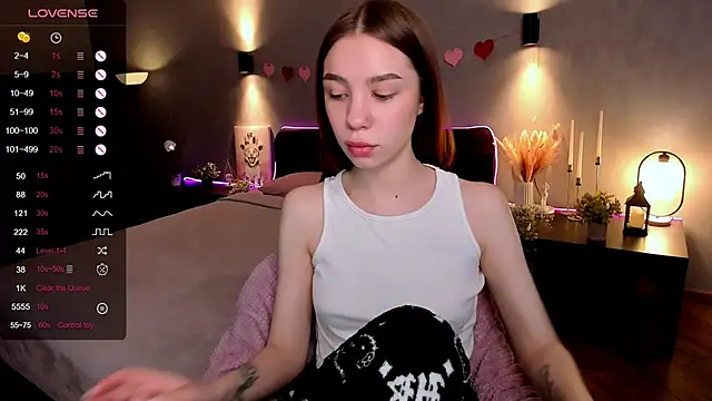 MilliBrown  online show from October 2025 06:05:01 AM