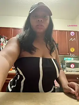 camiliaskye online show from June 2026 04:18:02 PM