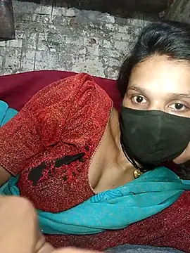 Hoty girl 143 online show from June 2026 01:33:01 PM