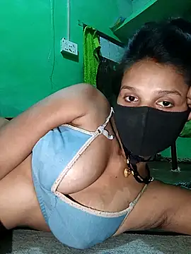 Hoty girl 143 online show from February 2026 05:35:02 PM