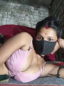 Hoty girl 143 online show from July 2026 01:36:02 PM