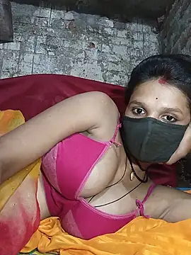 Hoty girl 143 online show from May 2026 12:35:01 PM
