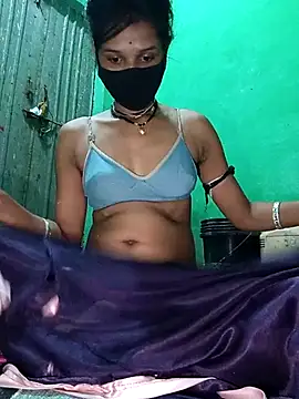 Snapshot of Hoty_girl_143 chatting on November 2025 05:22:02 AM Hoty girl 143 online show from November 2025 05:22:02 AM