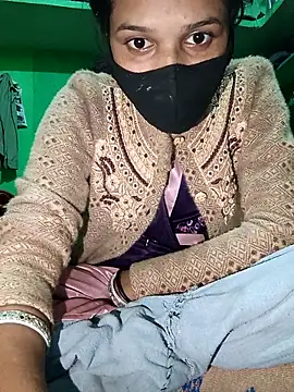 Snapshot of Hoty_girl_143 chatting on November 2025 02:43:02 PM Hoty girl 143 online show from November 2025 02:43:02 PM