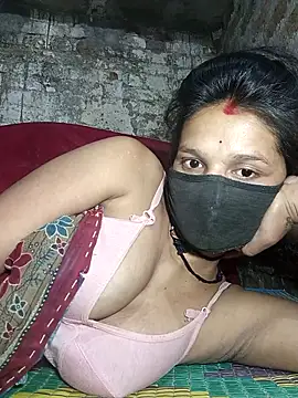Hoty girl 143 online show from May 2026 12:47:02 AM