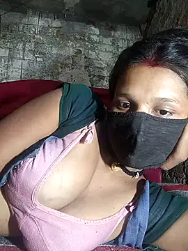 Hoty girl 143 online show from July 2026 04:35:01 AM