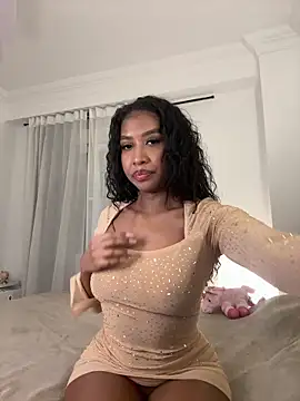 IamCrystal2 online show from February 2026 02:12:01 AM