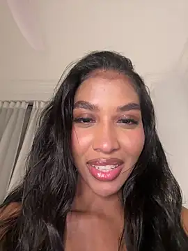 IamCrystal2 online show from April 2026 11:51:01 PM