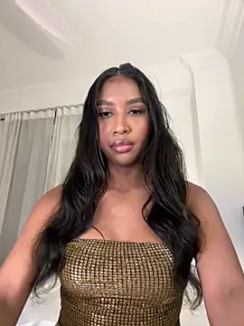 IamCrystal2 online show from April 2026 11:33:02 PM