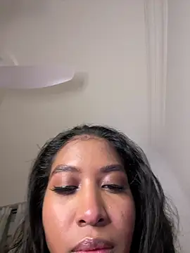 IamCrystal2 online show from March 2026 02:37:02 AM