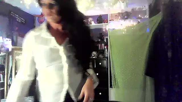 jadegilf1 online show from December 2024 09:18:02 PM