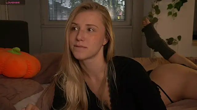 ArianaMur online show from April 2026 05:33:01 AM