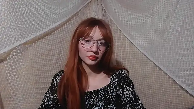 Snapshot of IsabellaBlacky chatting on October 2025 03:21:02 AM IsabellaBlacky online show from October 2025 03:21:02 AM