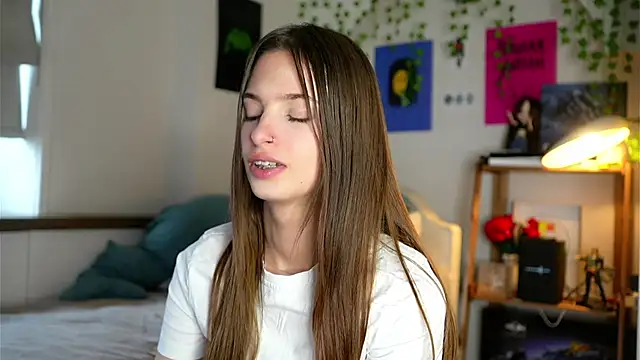 EvaLung777 online show from April 2026 08:42:02 AM