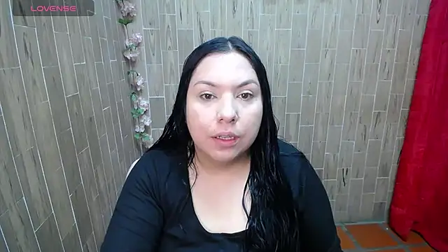 Snapshot of solyeria chatting on December 2025 03:55:01 AM solyeria online show from December 2025 03:55:01 AM