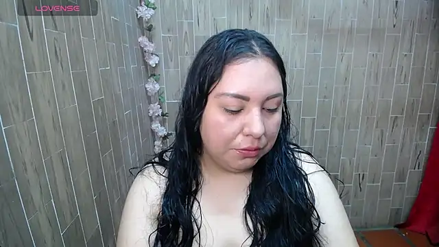solyeria online show from May 2026 01:32:02 PM