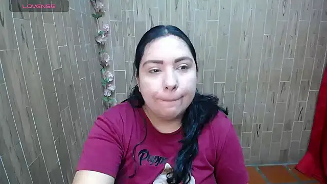 Snapshot of solyeria chatting on October 2025 09:27:02 PM solyeria online show from October 2025 09:27:02 PM