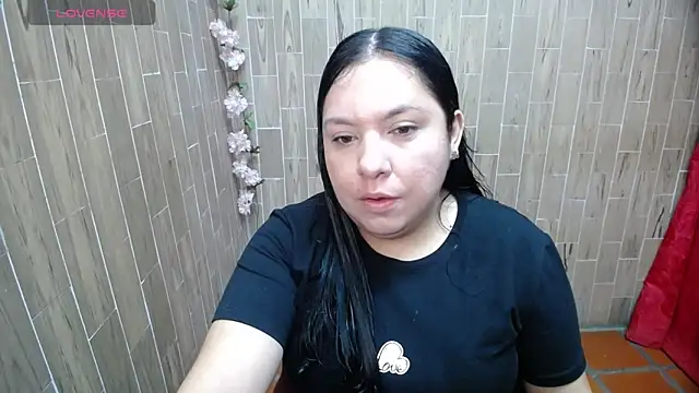 solyeria online show from March 2026 01:33:01 AM