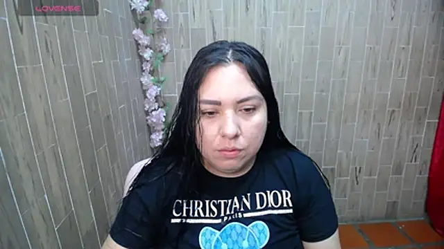 solyeria online show from May 2026 12:55:01 PM