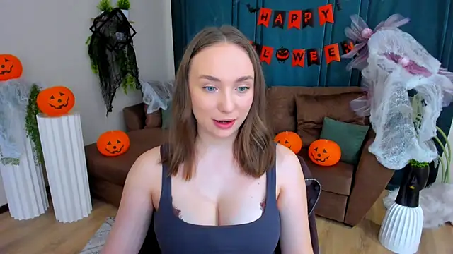 TrueReincarnation online show from October 2025 04:17:02 PM