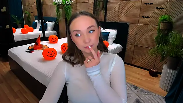 TrueReincarnation online show from November 2025 10:20:01 AM